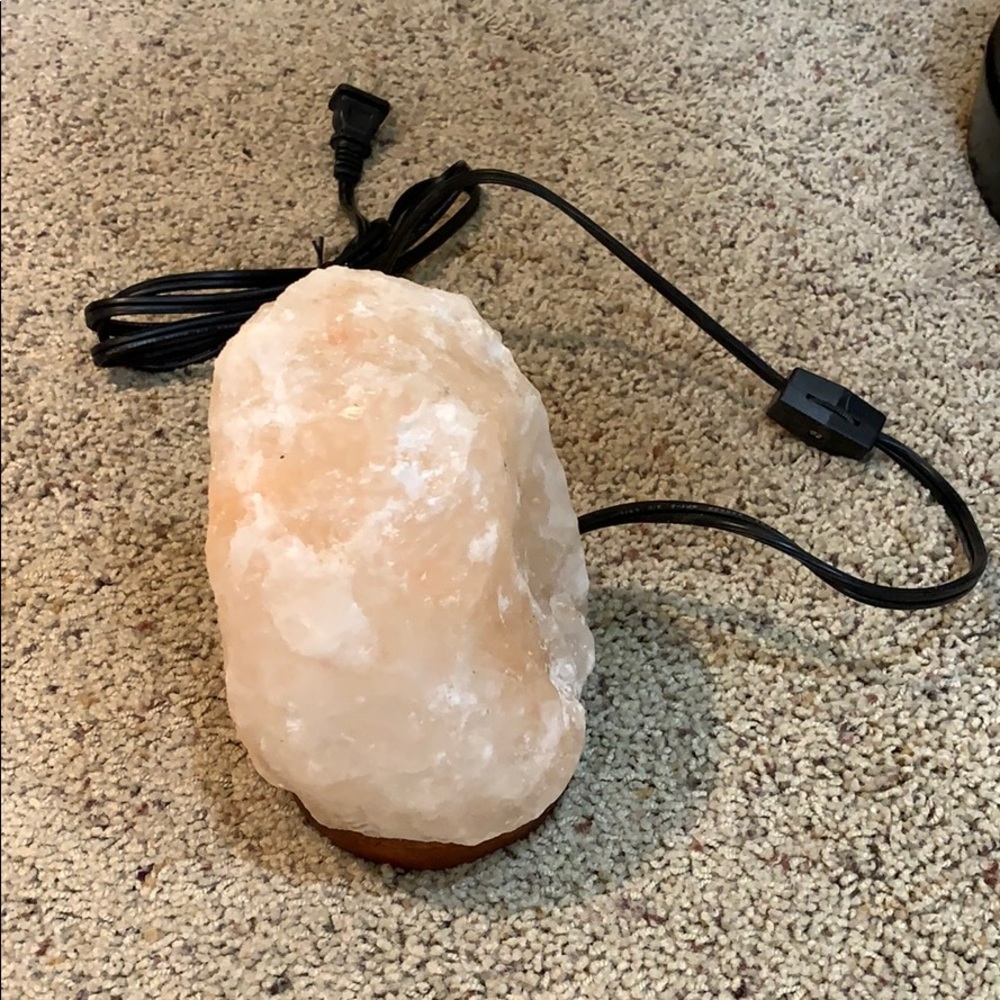 Salt lamp